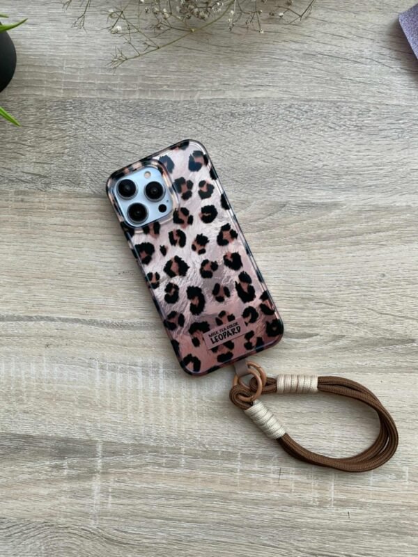 Milk Leopard Case with Chain