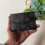 Luxury Card & Compact Cases - Image 18