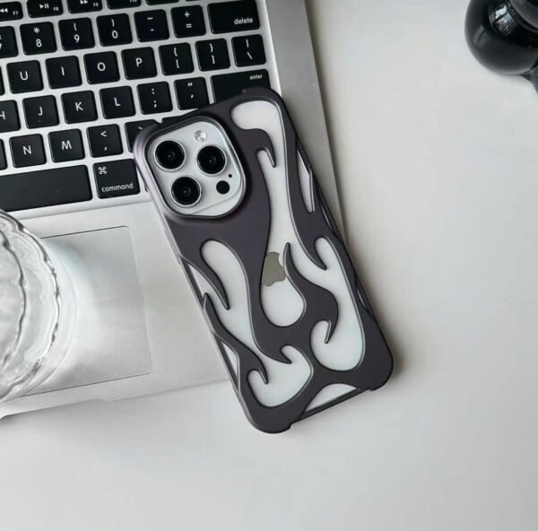3D Flame Pattern Hollow Slim Case